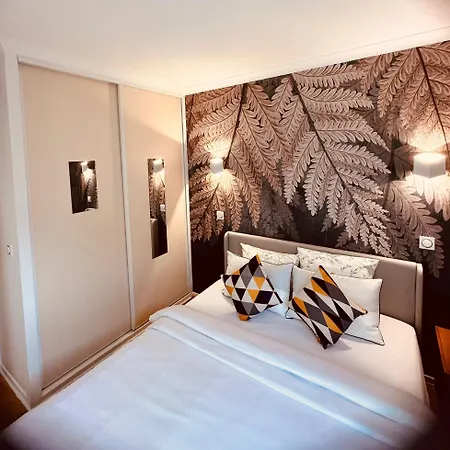 Aparthotel Ryan Homes - In - La Defense