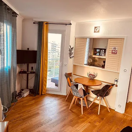 Ryan Homes - In - La Défense Courbevoie