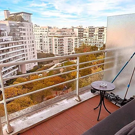 Ryan Homes - In - La Defense 4*