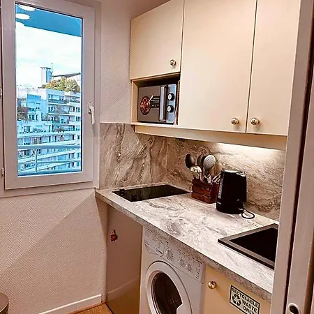 Ryan Homes - In - La Defense 4*